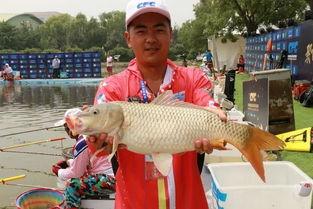 娱乐吃瓜遛鸟大师是谁,揭秘娱乐圈幕后风云人物 第1张 娱乐吃瓜遛鸟大师是谁,揭秘娱乐圈幕后风云人物 第1张